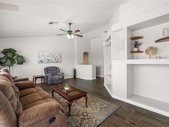 5th image of 7813 Faith Ct
