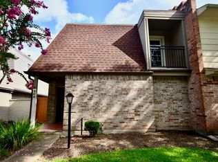 4404 Basswood Ln, Bellaire, TX 77401