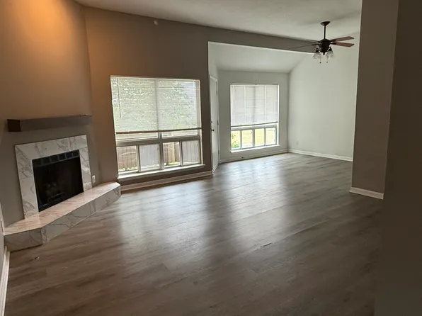 11110 Nieman Rd, Overland Park, KS 66210