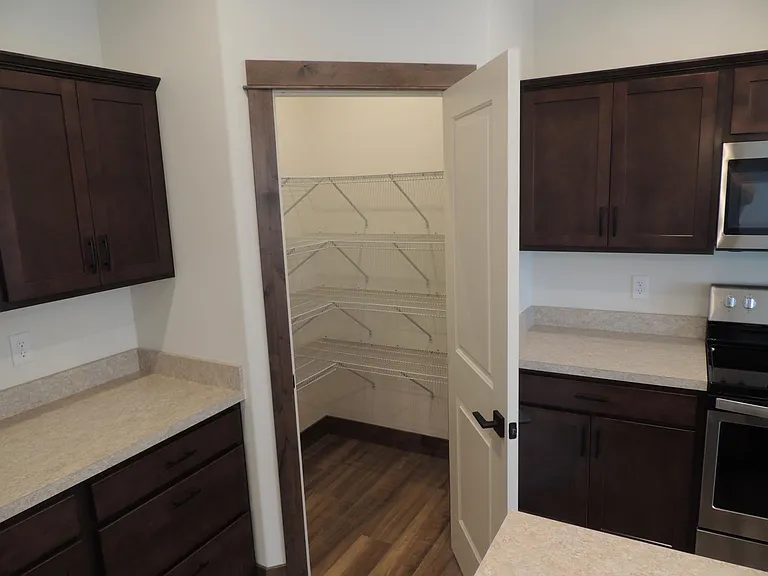 LARGE WALK-IN PANTRY