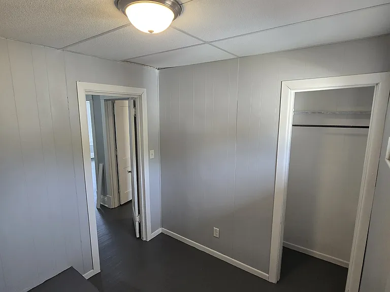 425 Monroe St #4 — Photo 11