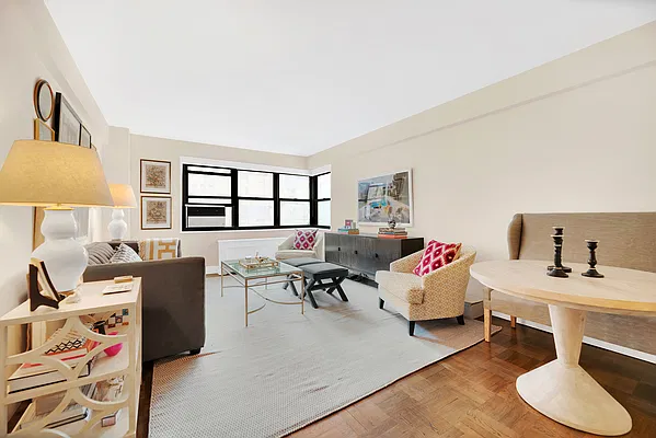 Sold by Compass | media 2