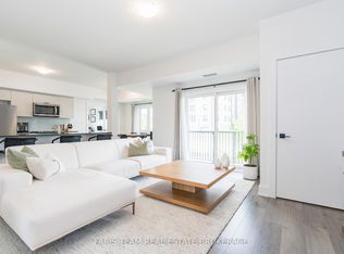8 Culinary Ln #102, Barrie, ON L9J 0T2