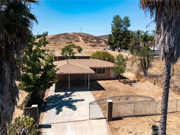 28967 Avenida Gaviota, Canyon Lake, CA 92587