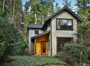 315 Edgecliff Dr, Langley, WA 98260