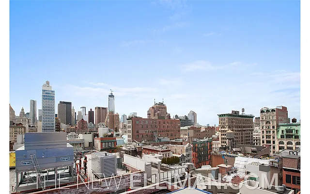 Sold by Douglas Elliman | media 22