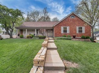 2 Ardennais Rd, Saint Peters, MO 63376