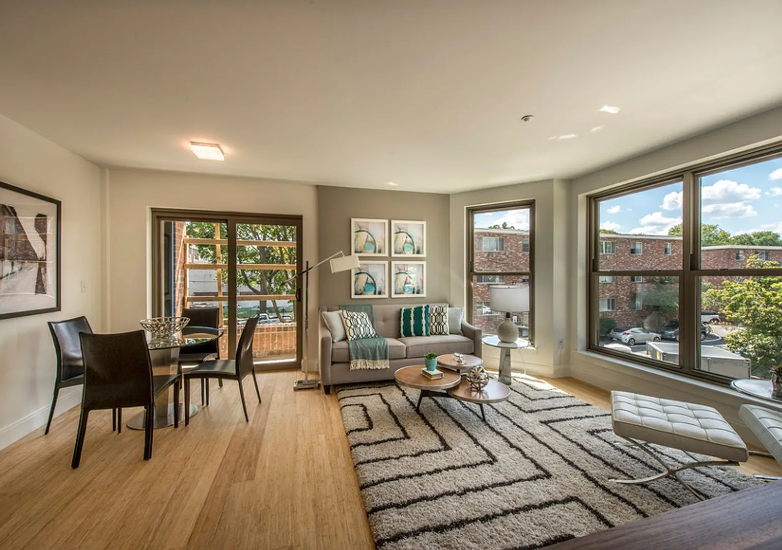 Modern 2BD+2BA Allston @ BU & Packard's Corner — Photo 1