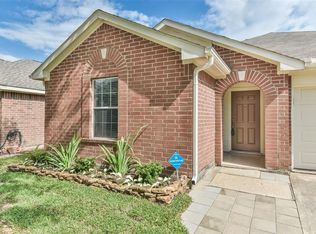 10426 Iris Lake Ct, Houston, TX 77070