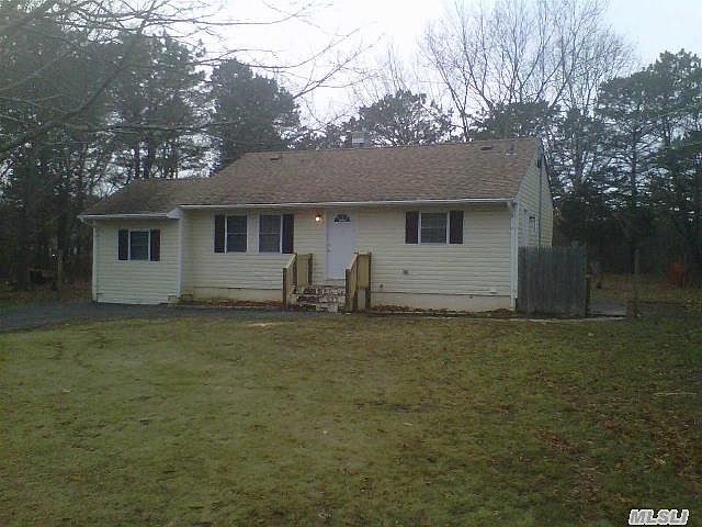 2nd image of 816 Doane Ave