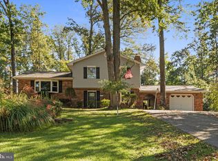 8406 Isles Dr, Pasadena, MD 21122