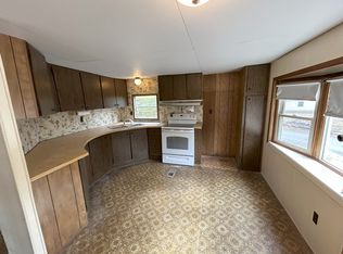 39 Whispering Pines Dr, Felton, PA 17322