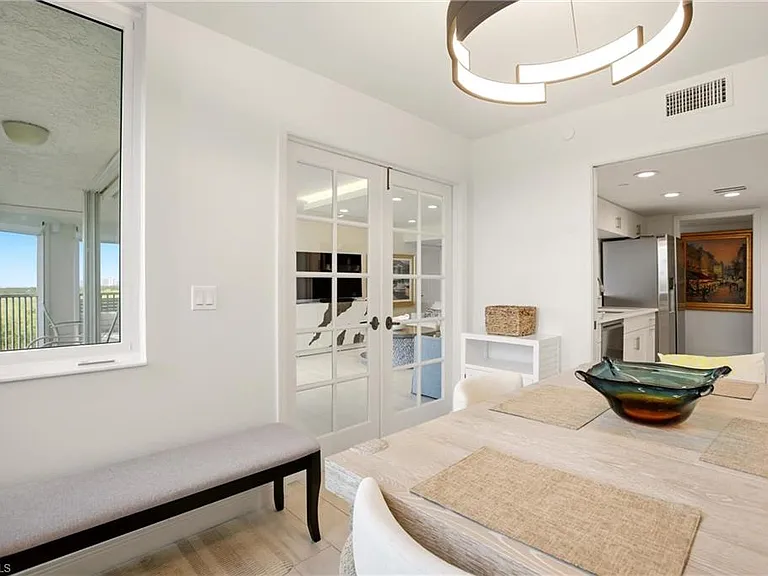 5550 Heron Point Dr #503 — Photo 12