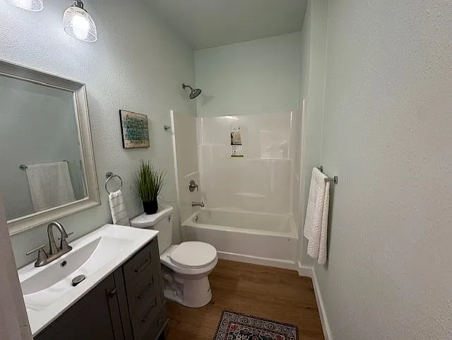 817 W Long St — Photo 4