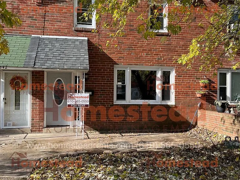 1340 Adair Rd — Photo 1