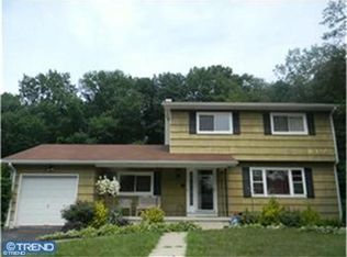 10 Oregon Ave, Ewing, NJ 08638