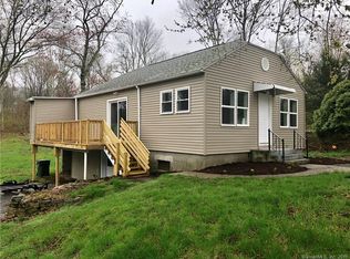 79 Hunters Ave, Taftville, CT 06380