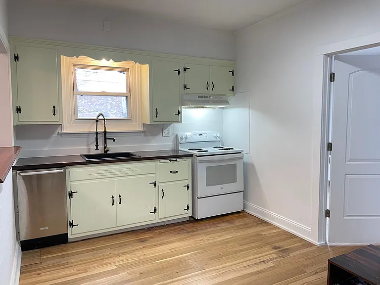 2697 W Main St #2 — Photo 7