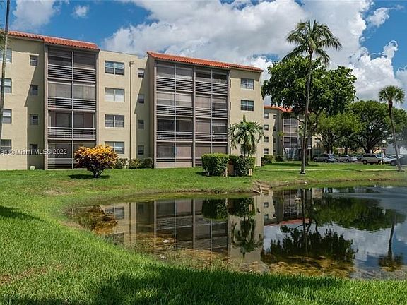 4th image of 1800 SW 81st Ave APT 1217