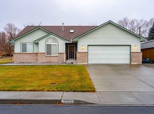 937 Sirron Ave, Richland, WA 99352