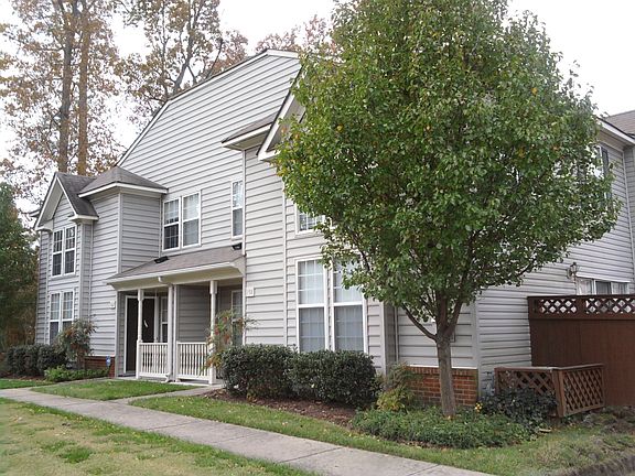 2nd image of 158 White Cedar Ln