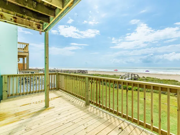 101 Pelican Pl #7, Freeport, TX 77541