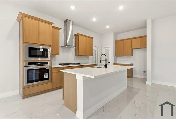 1832 Noble Ct — Photo 6