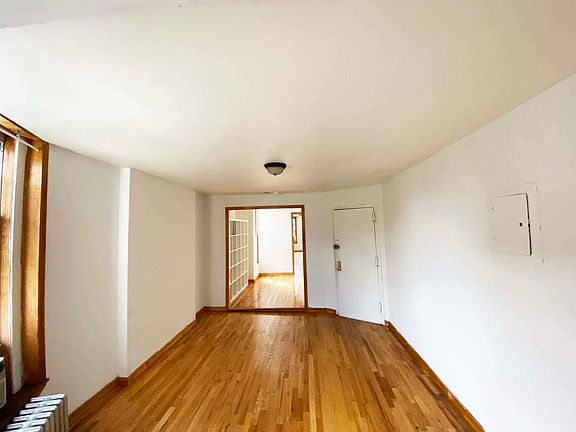 3rd image of 711 Union St APT 4R