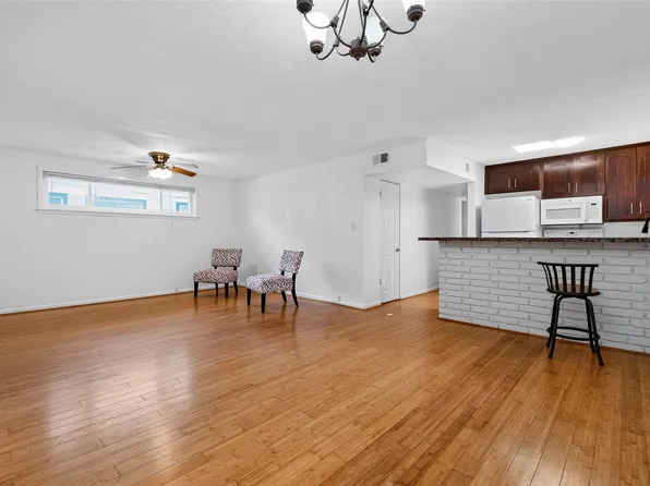 3271 Sul Ross St APT 20, Houston, TX 77098
