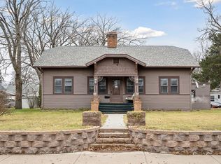 725 1st St SE, Little falls, MN 56345