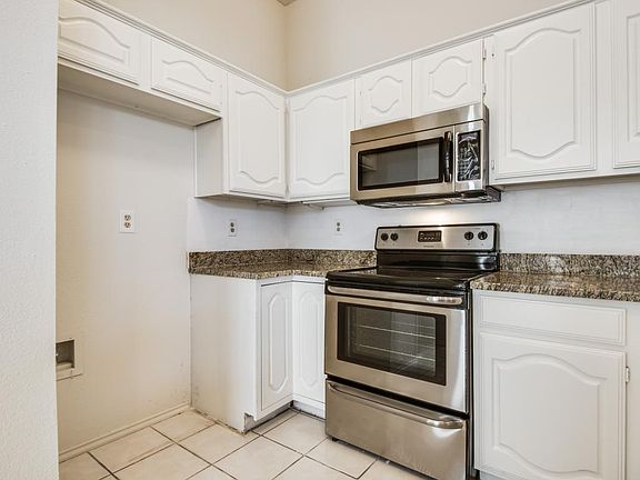 2nd image of 7904 Gibsland Dr