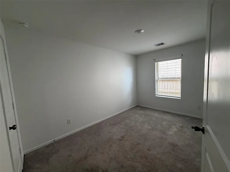 18542 Cepagatti Dr — Photo 9