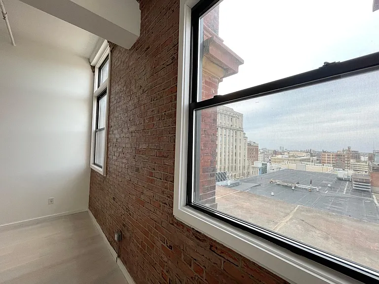 728 Market St #502 — Photo 6