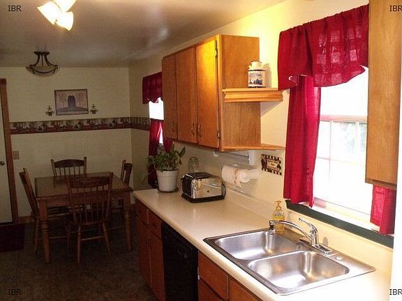 4th image of 5771 Lake Hill Dr