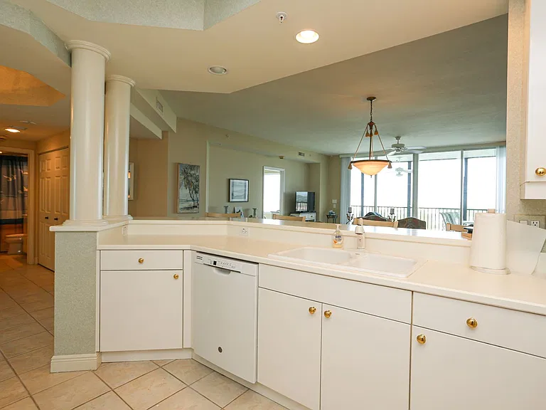 430 Cove Tower Dr #1202 — Photo 31