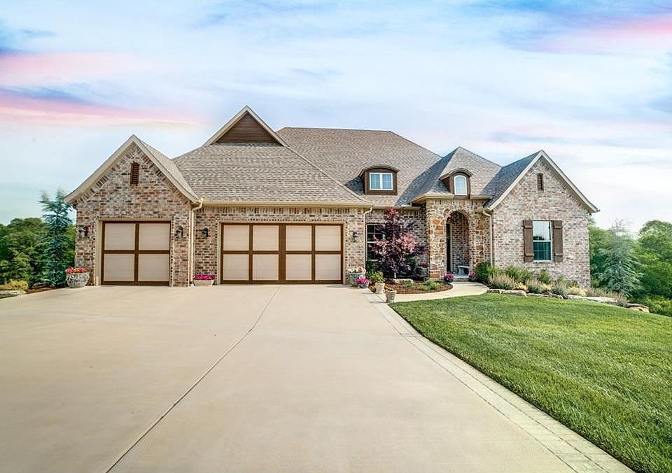 1st image of 12028 Beau Chalet Dr