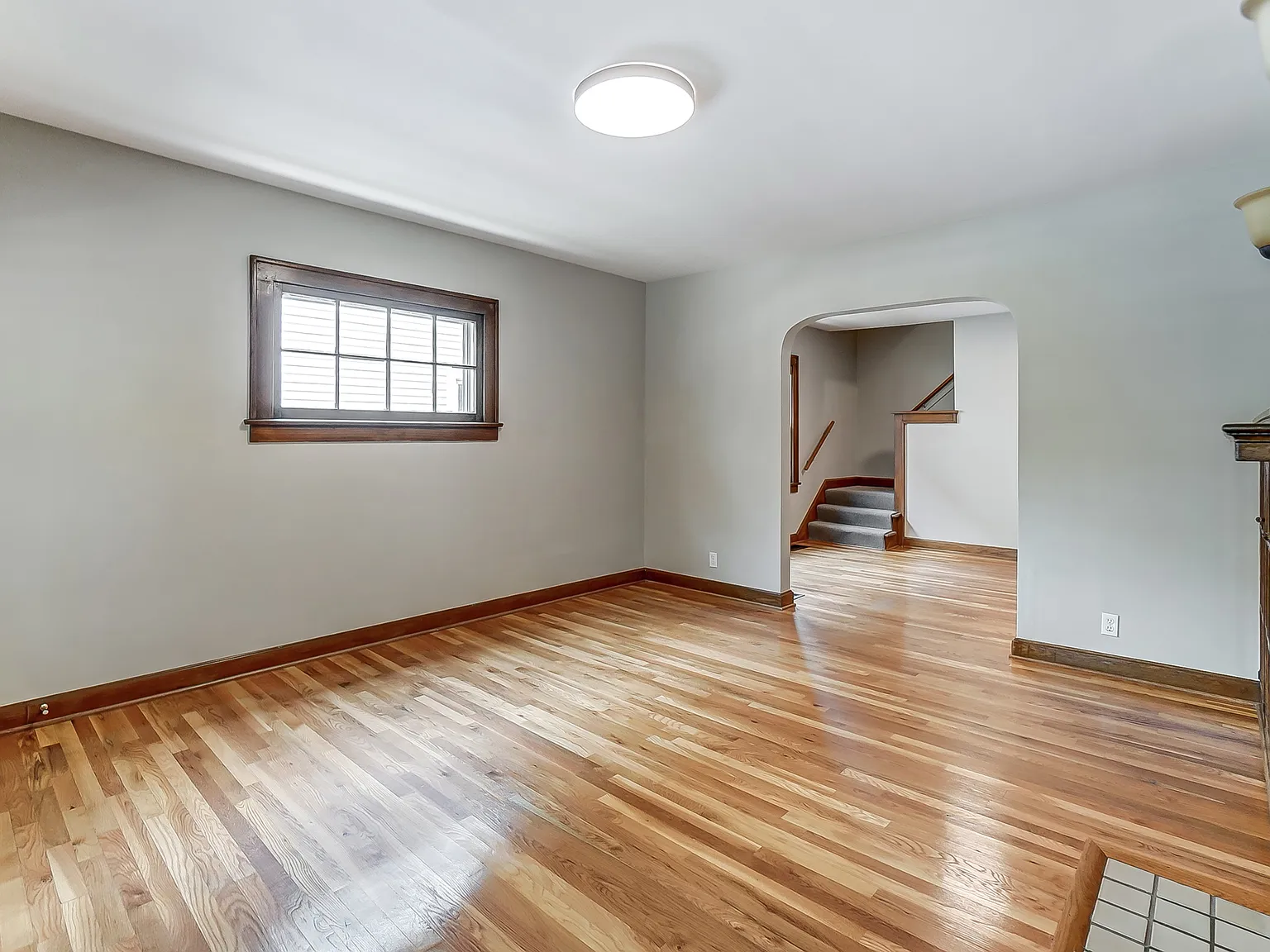 3 bed, 1.5 bath, 1175 sqft, $2,500 — Photo 4