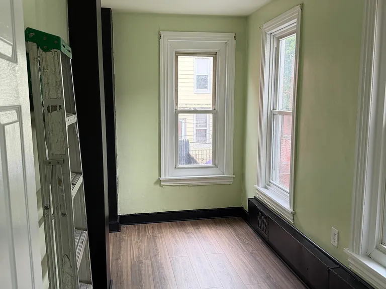 29 Maple St — Photo 17