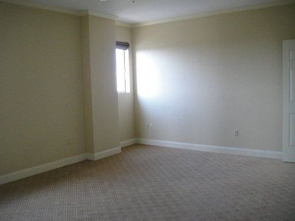 5th image of 215 W College Ave APT 1001