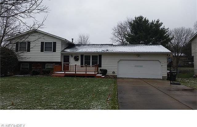 1st image of 3208 Creekside Dr