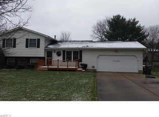 3208 Creekside Dr, Barberton, OH