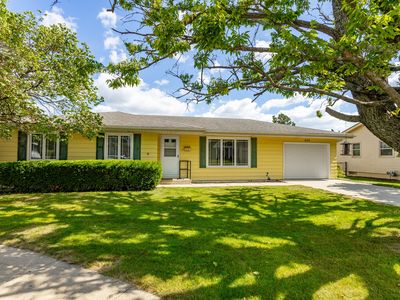 424 N 11th Street Pl, Adel, IA, 50003