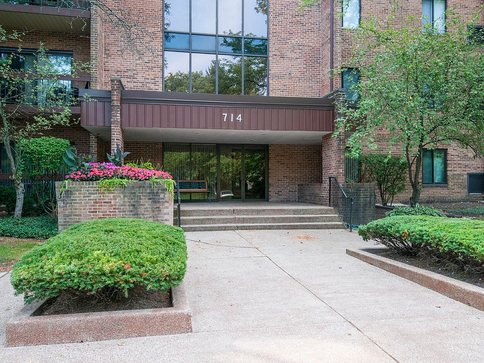 1st image of 714 Walnut Dr APT 410