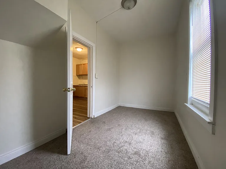 4351 S Honore St #1-F — Photo 2
