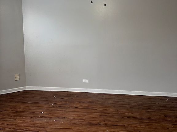 3rd image of 6726-2 N Glenwood Ave #309