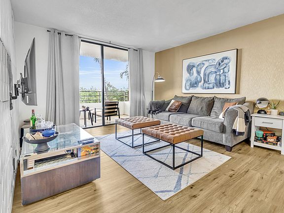 5th image of 500 Three Islands Boulevard #109