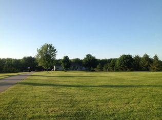 11410 W Parmalee Rd, Middleville, MI 49333