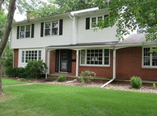 1903 W Warren St, Marion, IL 62959