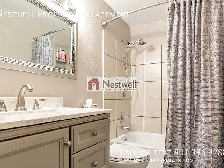 4314 S Whitby Ct — Photo 6