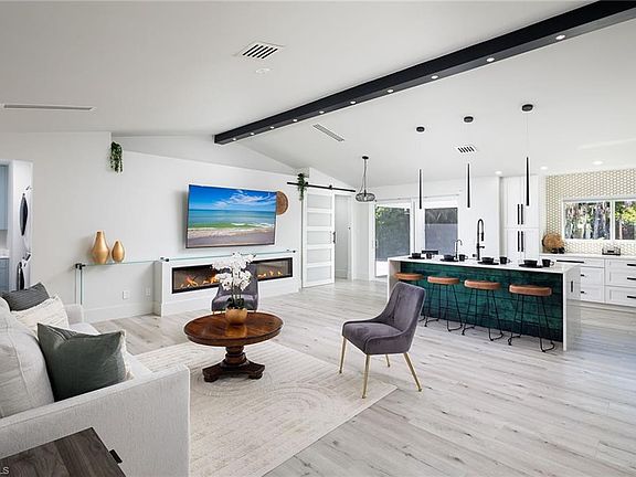 3rd image of 5754 Lancewood WAY